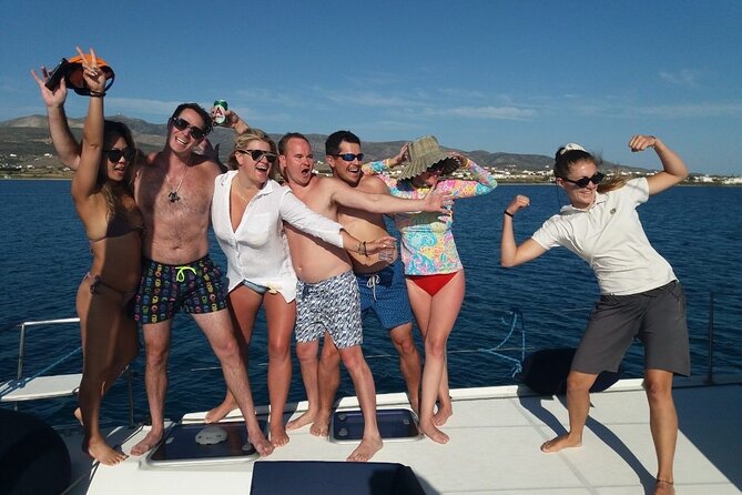 Catamaran Semi Cruise Paros Antiparos includes Food and Drinks - What you really get on the water: a small-group catamaran rhythm