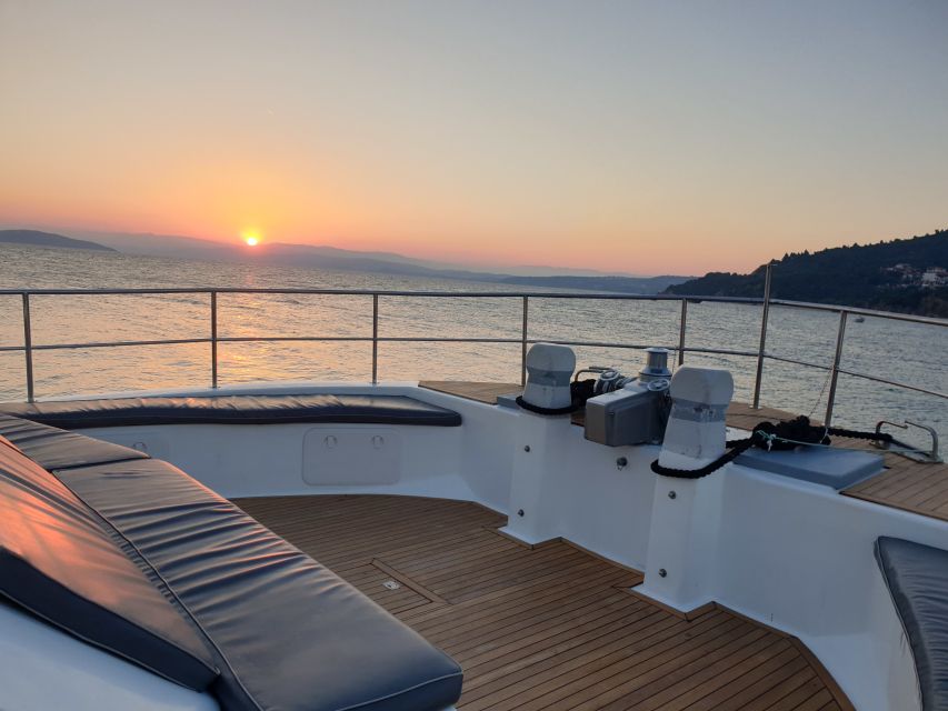 Chalkidiki: Blue Lagoon & Ammouliani Island Cruise & Lunch - Diaporos Island swim in Sithonia: the one that needs confidence