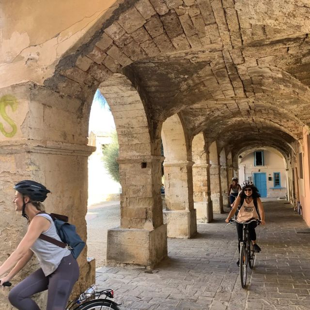 Chania: City Highlights Small Group Bike Tour - Why a bike turns Chania into a fast, personal route