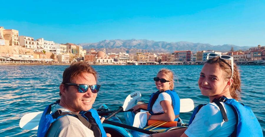 Chania: Morning Sea Kayak Tour Along the Coastline - Returning by the lighthouse: photo time and story breaks