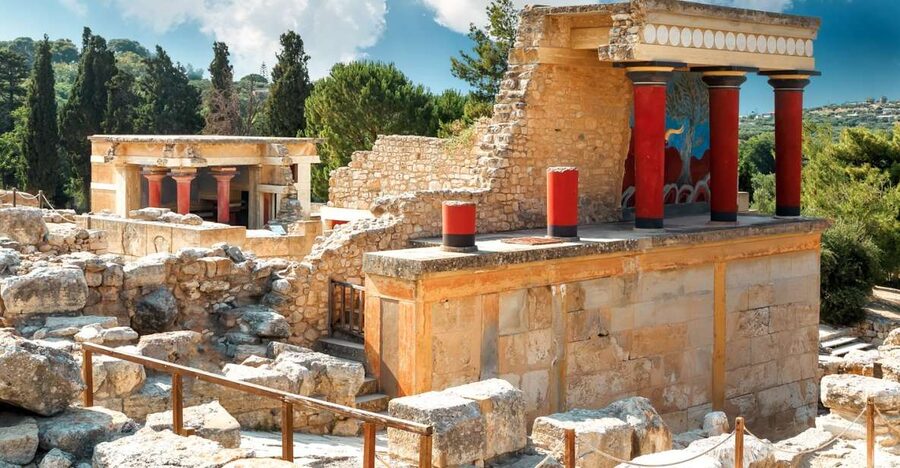 Chania/Rethymno: Knossos Palace & Heraklion City Tour - Heraklion Archaeological Museum: where the Minoan story clicks