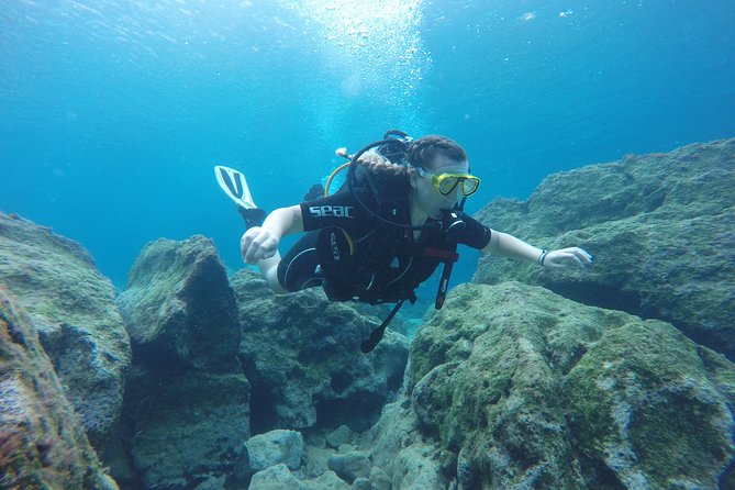 Chania: Scuba Diving for Beginners - Small group size and instructor attention that actually matters