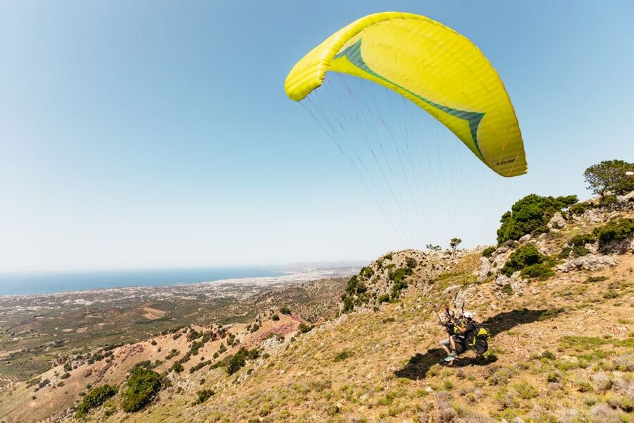 Chania: Tandem Paragliding Flight in Crete - The 20-minute flight over Crete: what it feels like, not just what it looks like