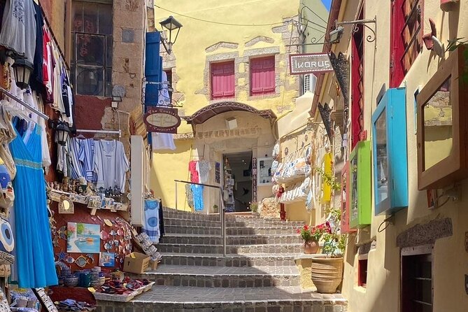 Chania Walking Food And Wine Night Tour - Chania after dark, when food tells the story