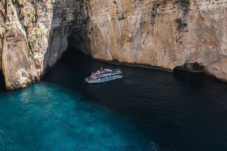 Corfu/Benitses/Lefkimmi: Paxos, Antipaxos, & Caves Cruise - Benitses or Lefkimmi pickup: how to avoid the day slipping away