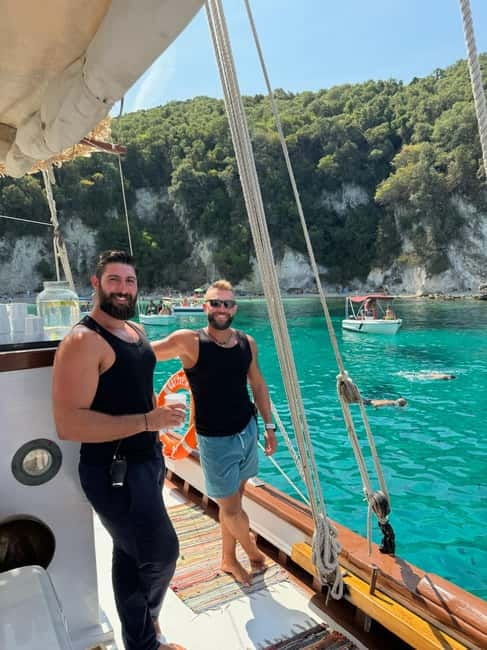 Corfu: Blue Lagoon and Cave Cruise with Drinks and Lunch - A final secluded cove swim on the return