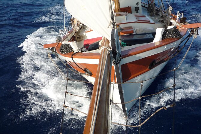 Corfu: Semi-Private Cruise to Paxos and Antipaxos Islands - Open Bar Details: What’s Included, What Costs Extra
