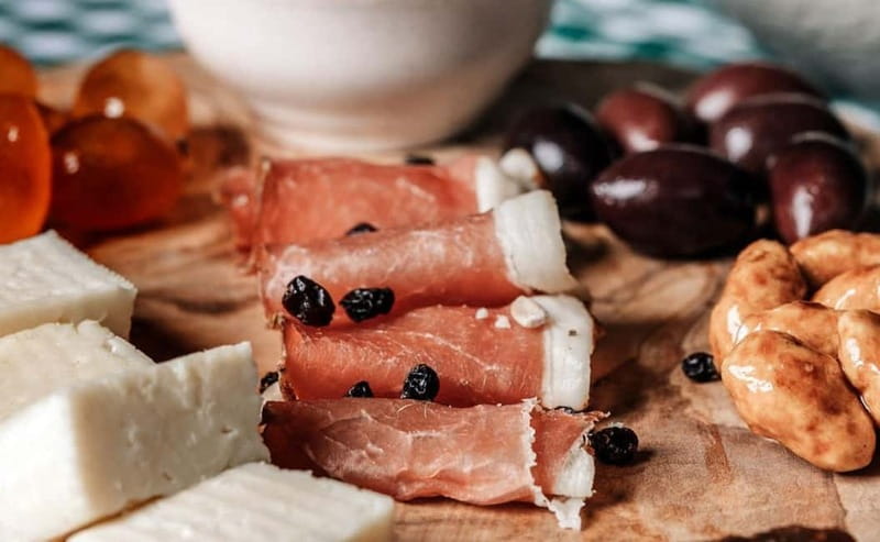 Corfu: The most famous Corfiot Products in one Tasting - Alcohol Included: Wine, Beer, and Liqueur Options