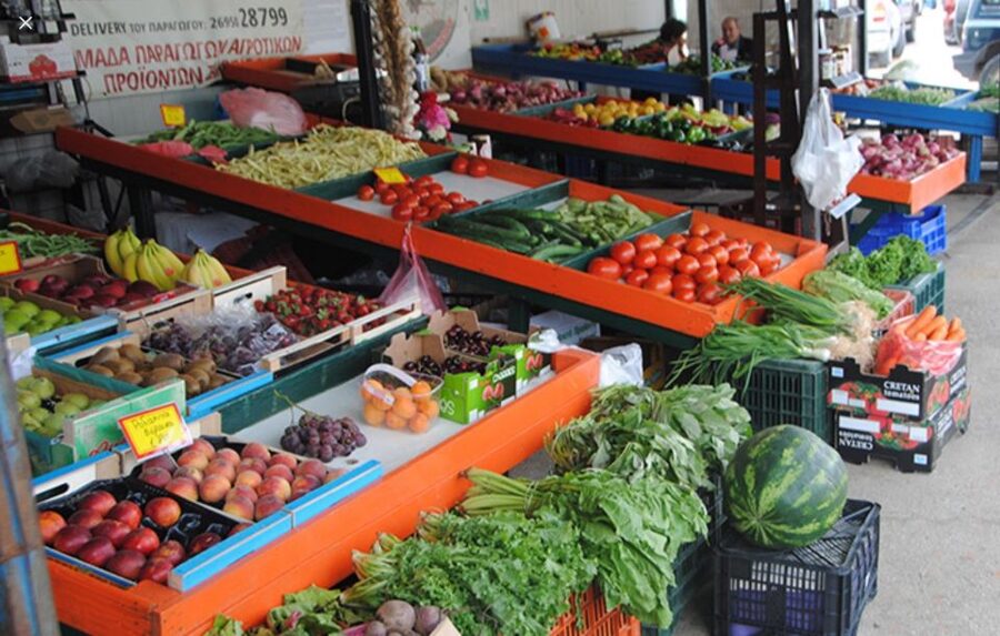 Corfu Town: Guided Walking Tour and Local Food Tastings - Price and value: what $104 buys in real experiences