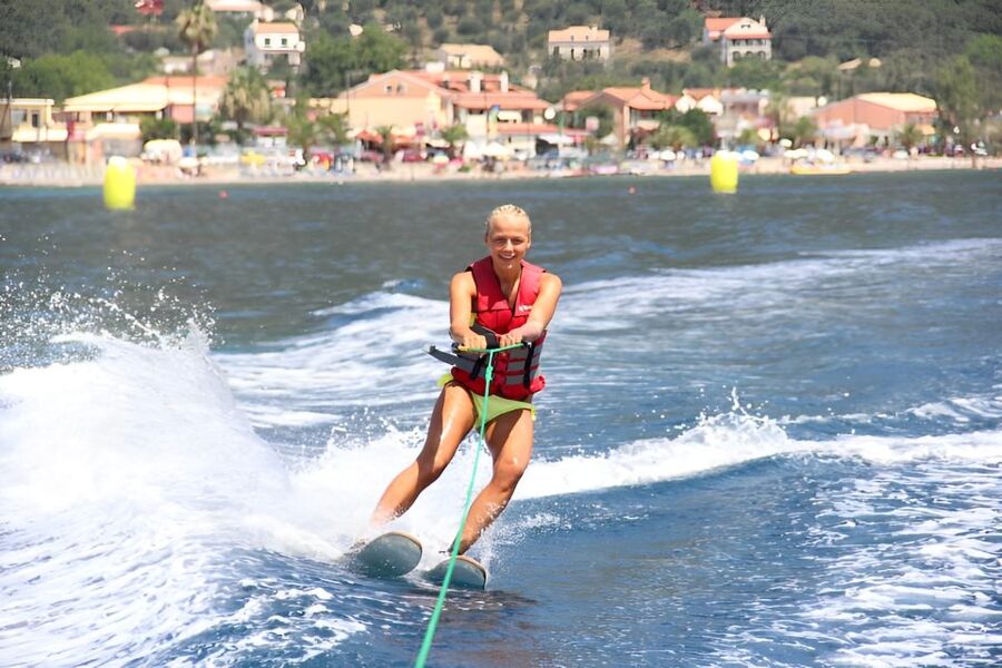 Corfu: Watersports Combo for 2 - How the 2 to 2.5 hours actually plays out