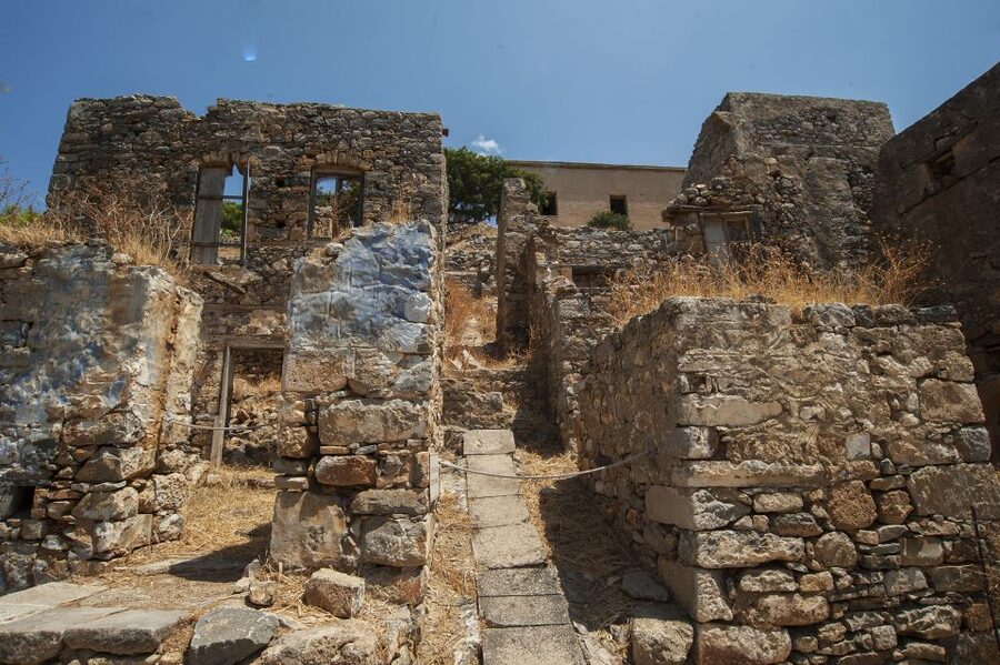 Crete: Agios Nikolaos, Plaka and Spinalonga Island Tour - Who should book this tour, and who should skip it