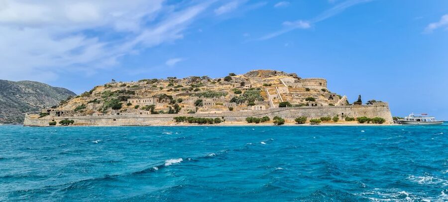 Crete: Day Trip to Agios Nikolaos and Spinalonga Island - Elounda’s 75 minutes: a smaller stop that still feels worth it