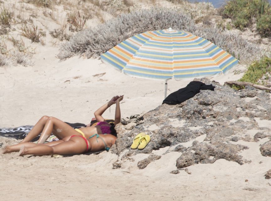 Crete: Elafonisi Pink Beach Excursion - Reality Check: Pink Expectations, Beach Time, and Comfort