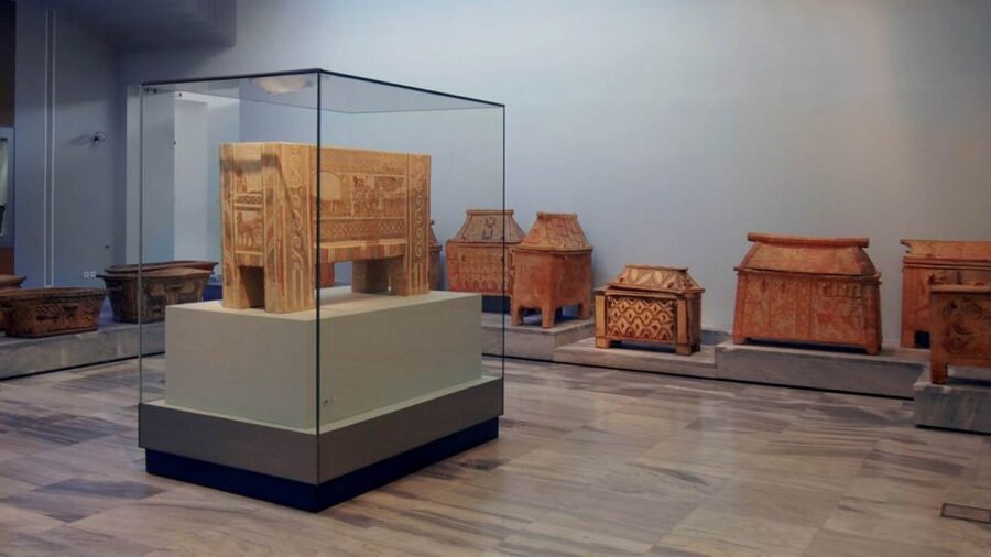 Crete: Knossos E-Ticket with Audio Guide & Optional Museum - Knossos timing: how the two entry choices shape your day