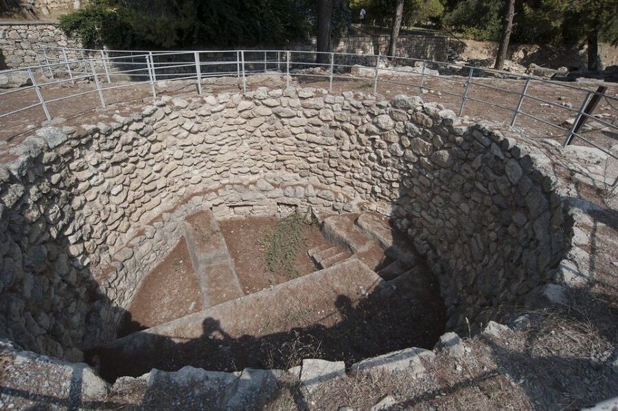 Crete: Knossos Palace and Lassithi Plateau Day Tour - Who should book this Crete day tour?
