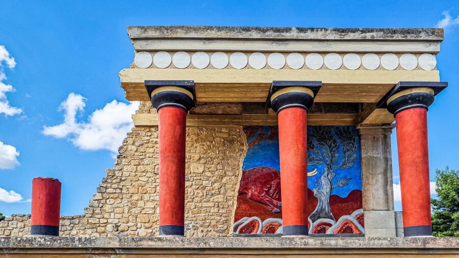Crete: Knossos Palace, Heraklion City, Market Guided Tour - Patsides Minoan Farm: tasting stops that can feel worth it or not