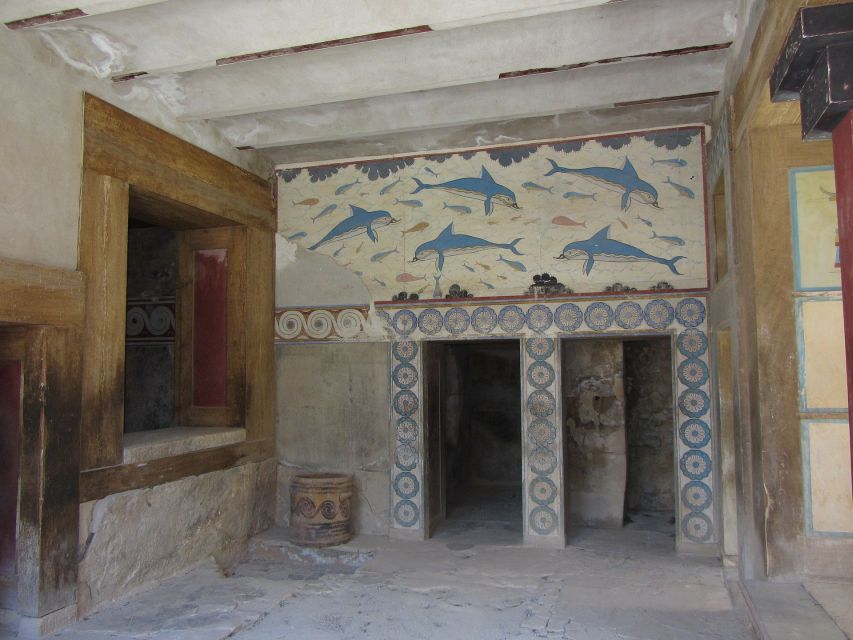 Crete: Knossos Palace & Heraklion Guided Tour - How the day timing really feels: planning around heat and priorities