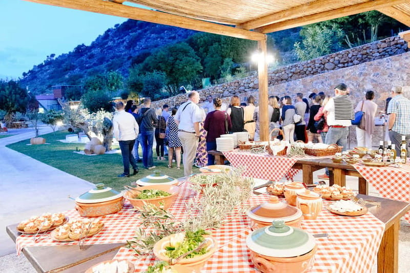 Crete: Olive Oil Festival, Farm Dinner, Live Show & Pickup - A Cretan farm-to-folklore evening in Sissi