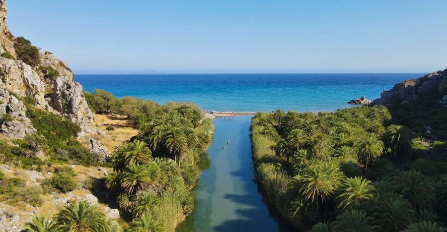 Crete: Preveli Tropical Beach and Palm Forest - The morning break in Skaleta: a quick reset