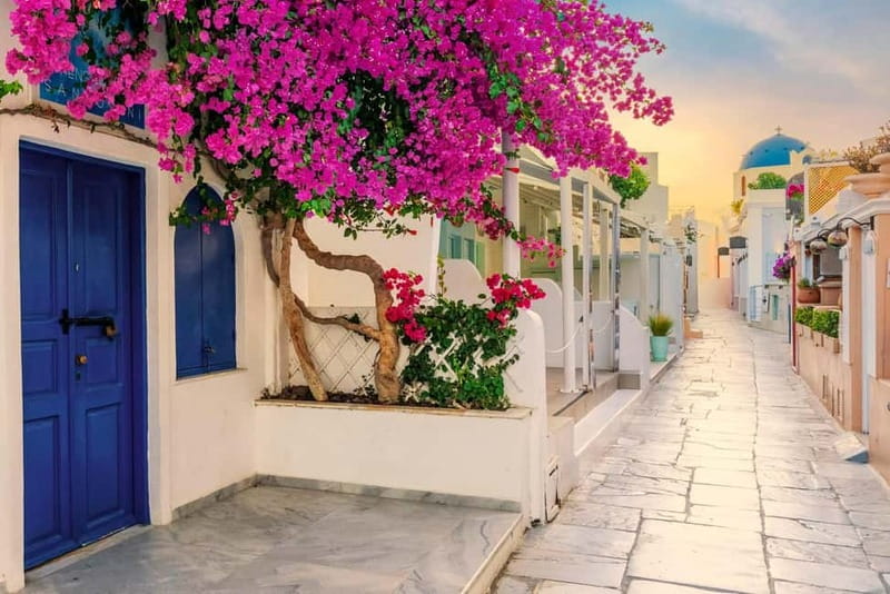 Crete: Santorini Day Trip with Fast Ferry Cruise - Who this day trip suits best