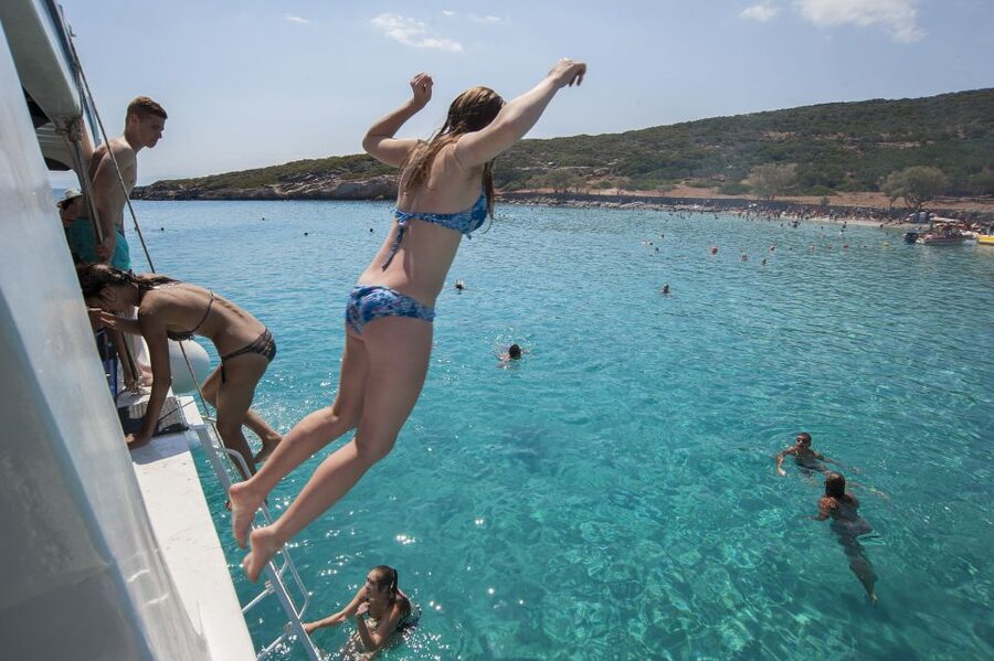 Crete: Spinalonga, Elounda, & Agios Nikolaos Boat Tour & BBQ - Spinalonga’s Venetian Fortress: The Guided Part You’ll Be Glad You Paid For
