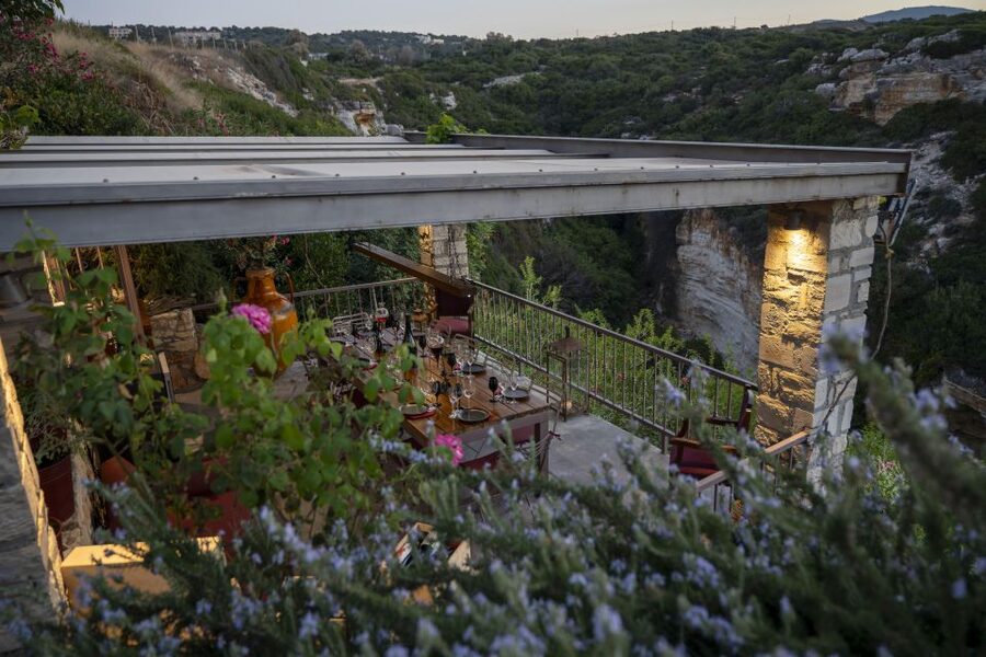 Crete: Unique Wine & Food Experience Inside a Cretan Gorge - The Winemaking Lesson: Taste With Better Questions
