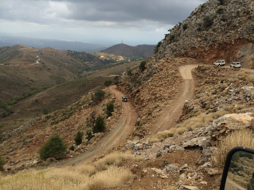 Crete: White Mountains Preserve Day Tour - Traditional Cretan Lunch in Therisso: The Part That Most People Remember
