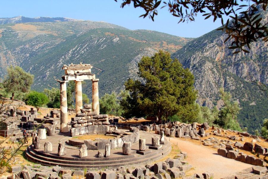 Delphi: Archaeological Site & Museum Ticket with Audio Tour - Delphi in One Day, Museum First and Then the Hilltop Ruins