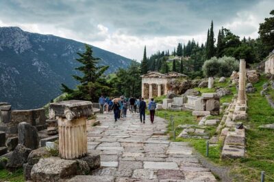 Delphi English Day Trip from Athens with Official Guide