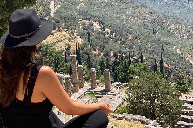 Delphi Guided Small Group Day Tour from Athens - The return drive via Arachova and Mt Parnassus views