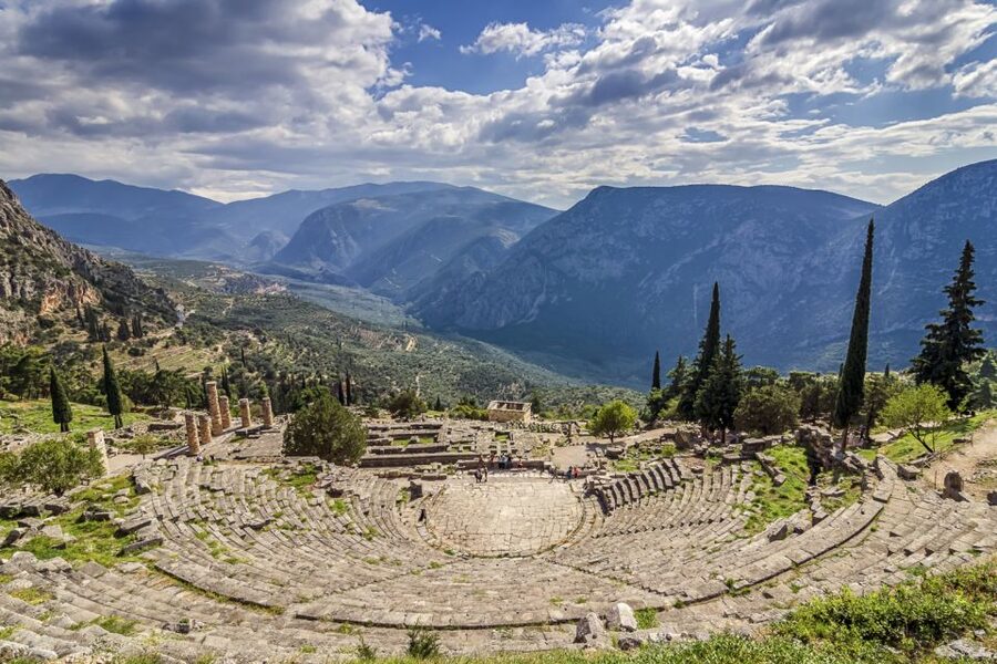 Delphi Guided Walking Tour and Admission Ticket - Start With the Sacred Zone: Temple of Apollo Ruins and Context