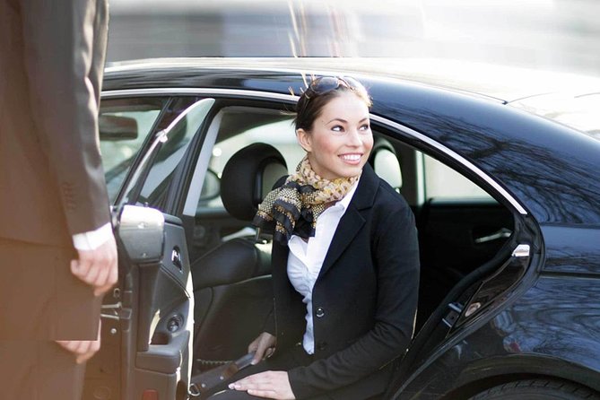 Departure Transfer To Santorini Airport - Who this suits best, and who should think twice