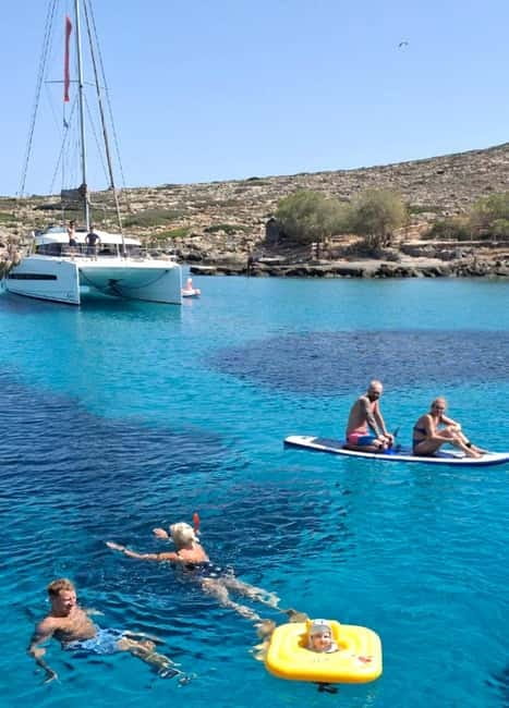 Dia Island Catamaran – Premium Lunch, Open Bar, Small Group - Who should book this Dia Island catamaran, and who should reconsider