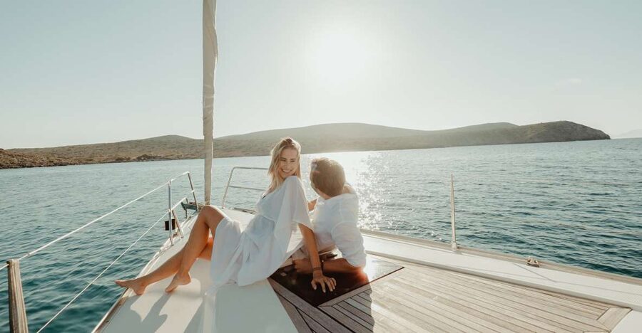 Dia Island: Semi-Private Full Day Sailing Trip with meal - Dia Island as a real day-trip destination from Heraklion