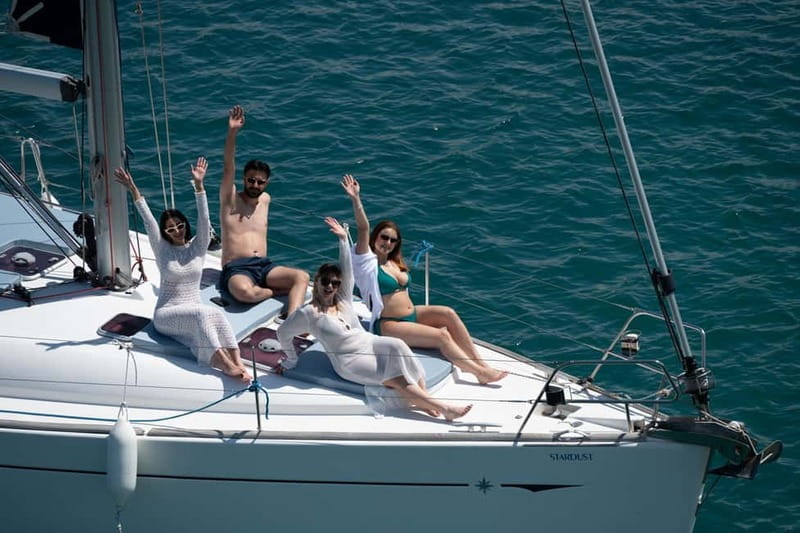 Dia Sailing Cruise With All-inclusive Meal And Drinks - Dia Island anchor time: snorkeling coves, SUP, and photo breaks