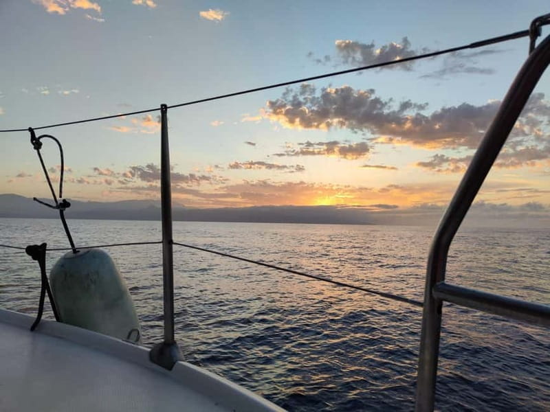 Dia Sailing Cruise With All-inclusive Meal And Drinks - The meal and unlimited drinks: what’s included and what it feels like