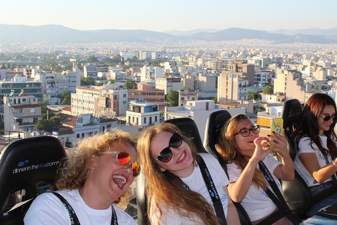 Dinner in the Sky Athens - Unlimited Wine, Beer, and Soft Drinks: How the Drinks Fit the Experience