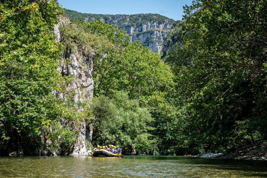 Epirus: Easy Rafting Experience on the Voidomatis River - Who should book this Voidomatis rafting day