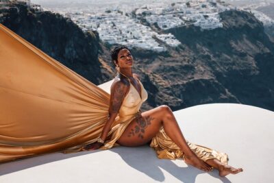Exclusive Santorini Flying Dress Photoshoot with Pickup