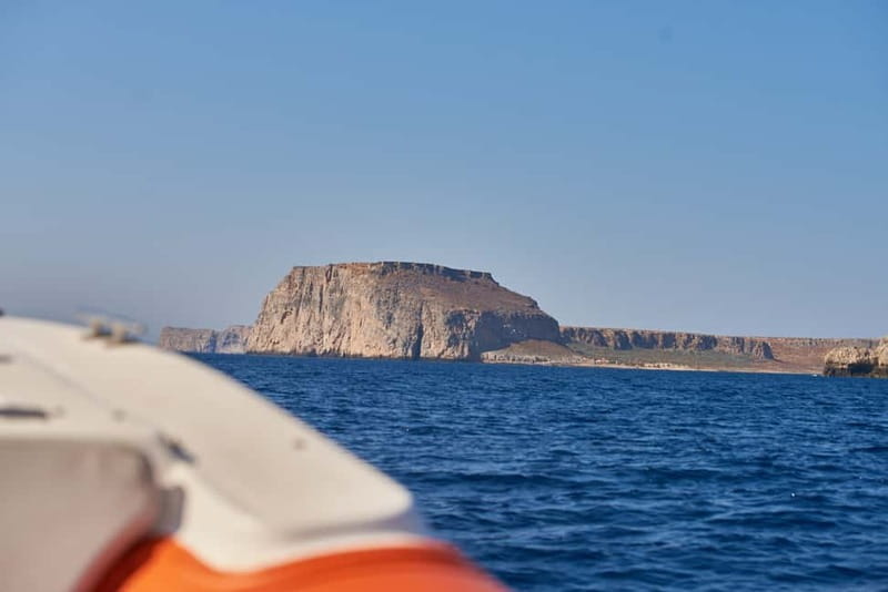 Falassarna Beach: Balos Lagoon Private Small Boat Cruise - Gramvousa Island: more than a detour, a second perspective