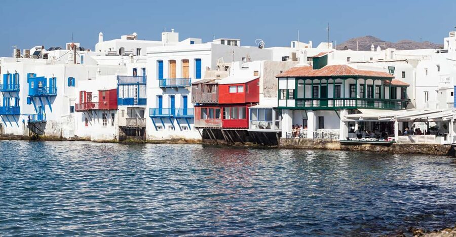 Feel like a local - Walking Tour in Mykonos Town 2hours - Manto Mavrogenous Statue: A Clean Start Point for History and Sense of Place