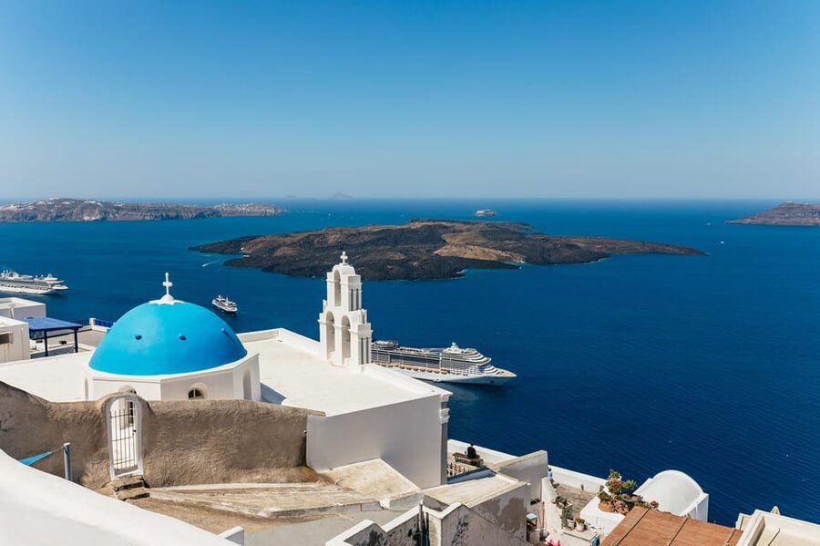 Fira: Guided Foodie Walking Tour with Tastings - Pace, Steps, and How to Stay Comfortable on the Walk