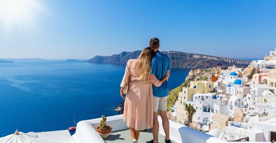 Fira: Traditional Villages Guided Day Trip with Oia Sunset - From Pickup to Akrotiri, the Volcano Story Starts Fast
