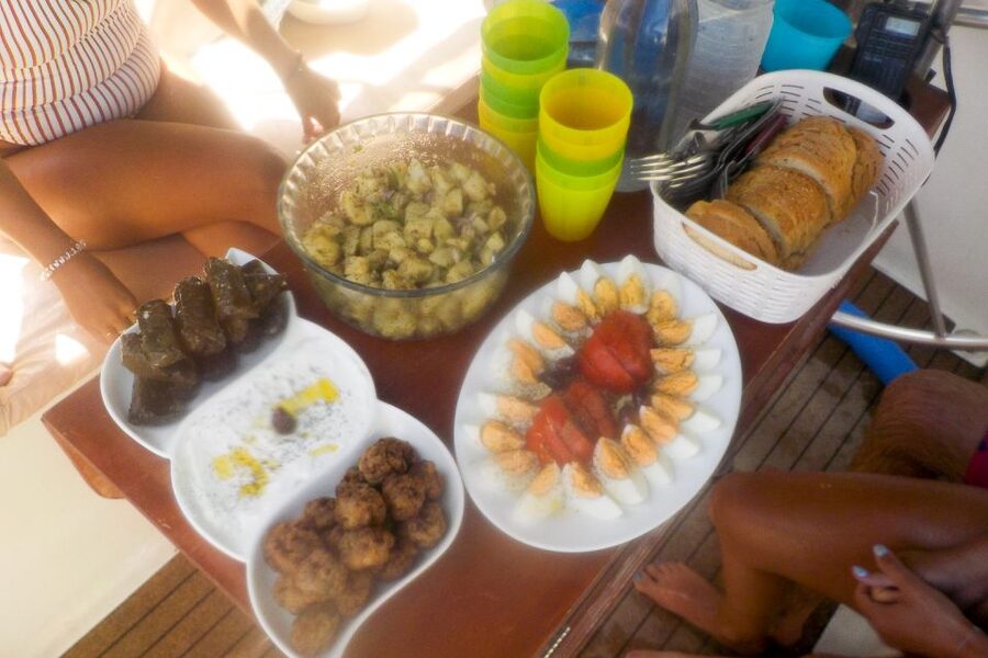 From Adamas: Milos and Poliegos Catamaran Cruise with Lunch - Photos with a GoPro: easy souvenirs without turning the day into work