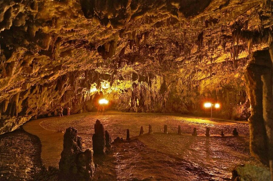 From Argostoli: Melissani Lake & Drogarati Caves Tour - Tour pace: what feels relaxed and what feels tight