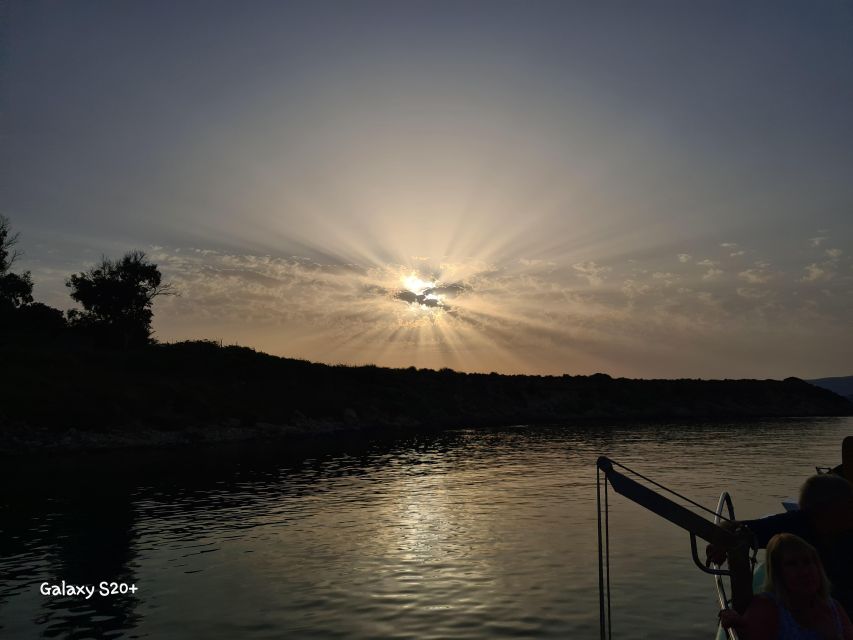 From Argostoli: Vardiani Island Sunset Cruise & Greek Meze - The sunset cruise moment: where the music and the sky line up