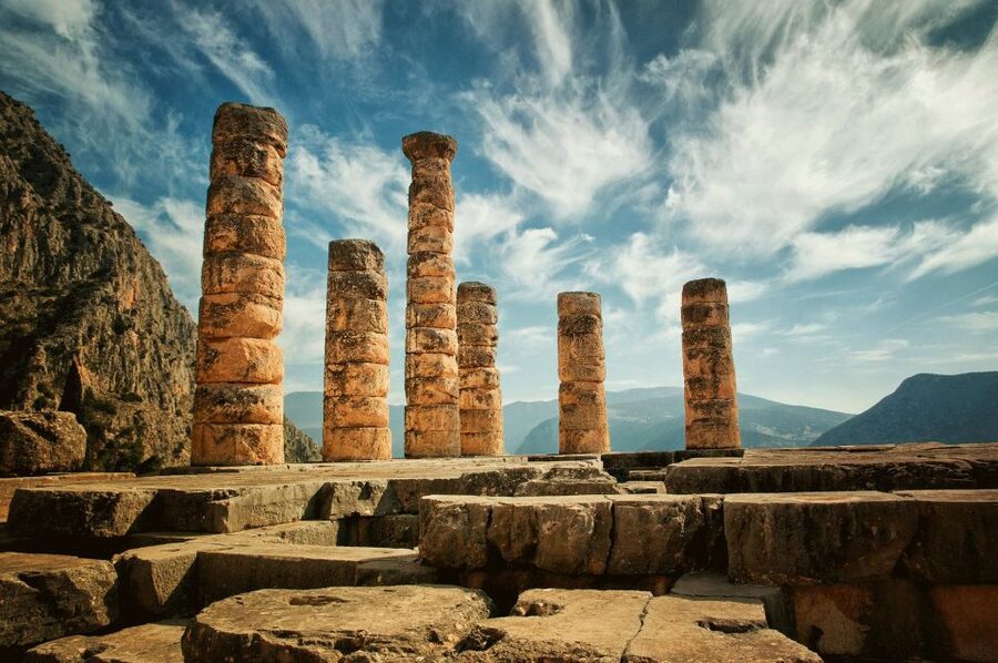 From Athens: 3 Days in Meteora & Delphi with Tours & Hotel - The Thermopylae stop that adds meaning to the drive