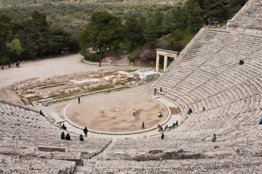 From Athens: 4-Days Classical Tour with Meteora - A 4-Day Classical Loop Through the Peloponnese and Central Greece