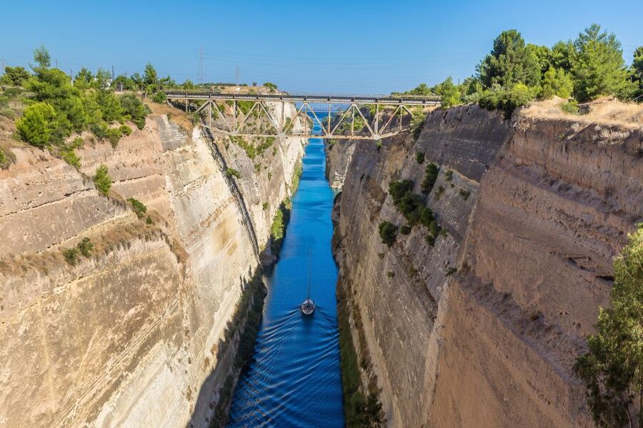 From Athens: Ancient Corinth Day Trip with Canal & VR Guide - Ancient Corinth ruins: VR and audio guide that help you map the site
