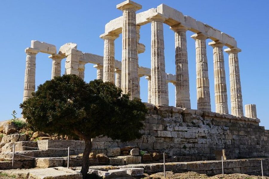 From Athens: Cape Sounion Day Trip at Sunset - Vouliagmeni Lake: a 20-minute nature break that pays off